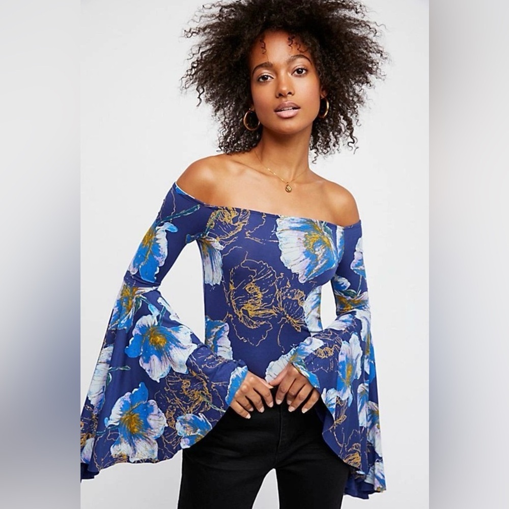 We The Free People Top Shirt Blue Floral Bell Sleeve Birds of Paradise Large
